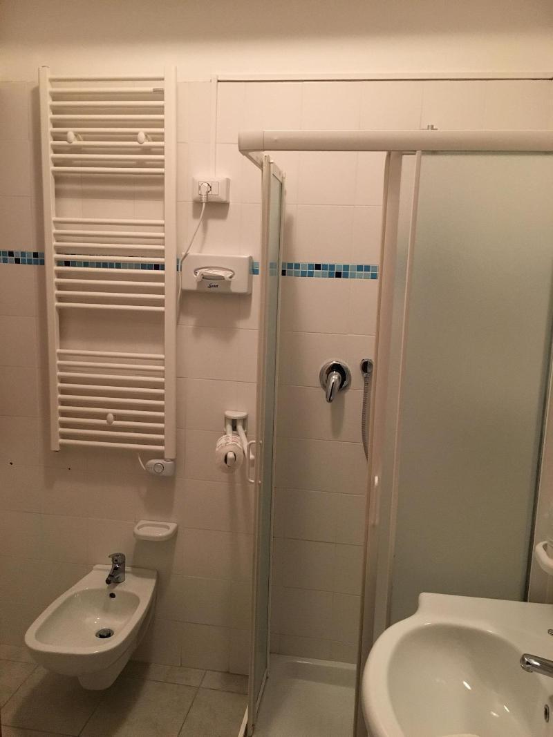 Hotel Petite Fleur Alba Adriatica Dış mekan fotoğraf