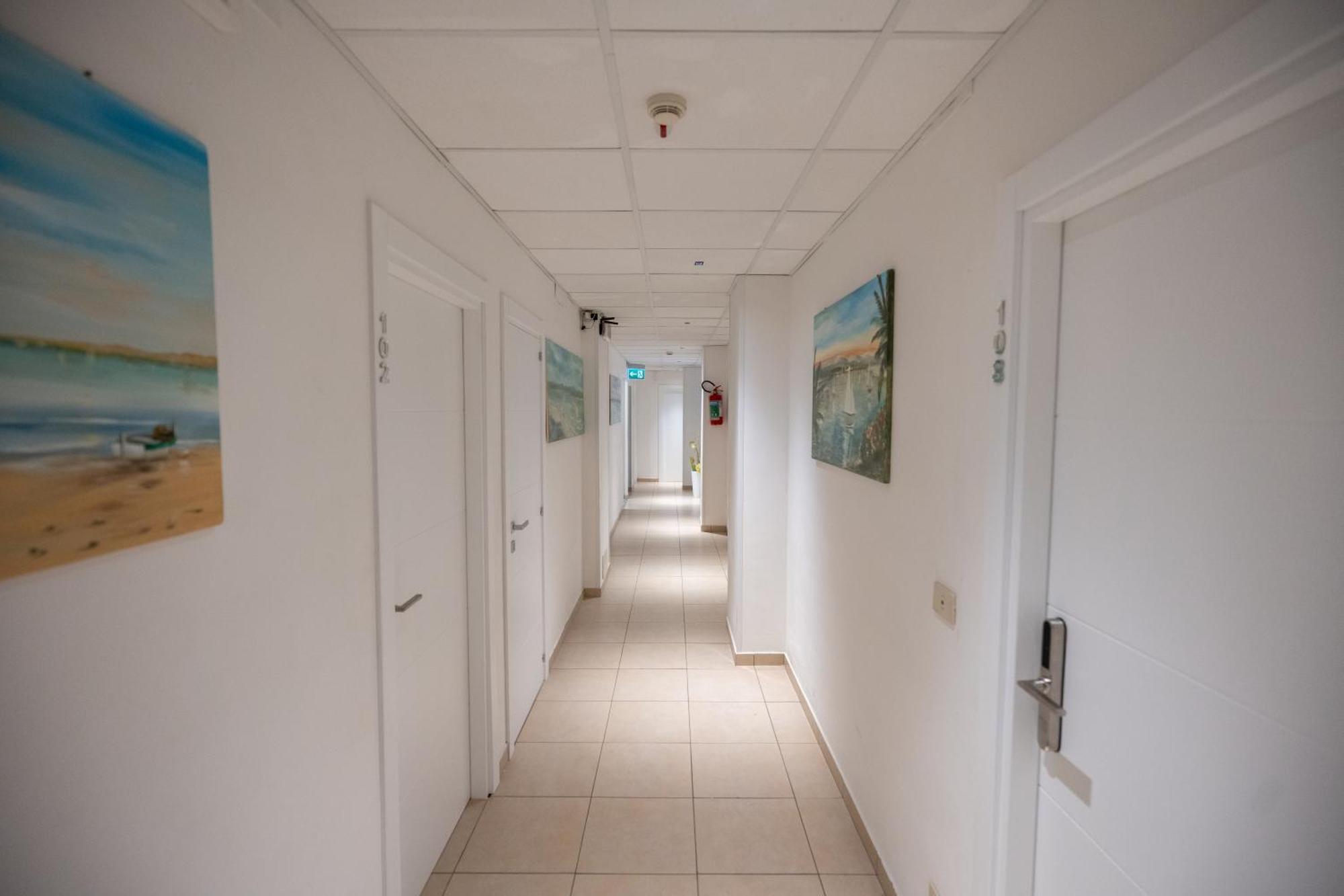 Hotel Petite Fleur Alba Adriatica Dış mekan fotoğraf